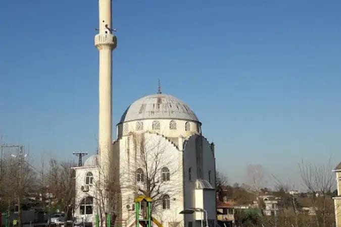 Reşadiye Erhallar Cami